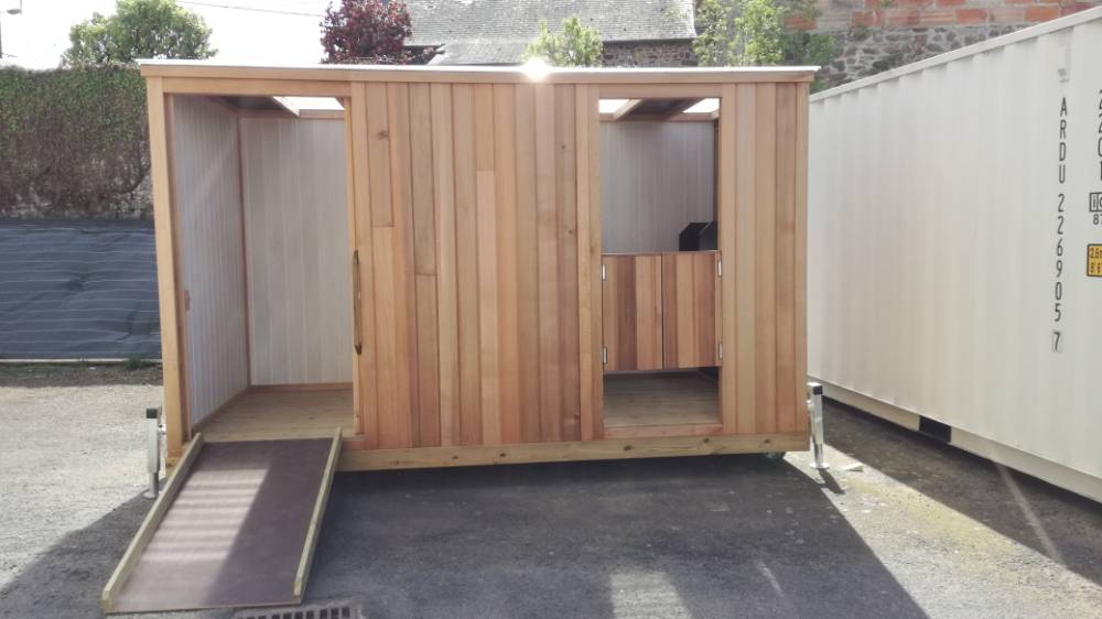 vente module sanitaire toilette sèche pmr + 3 urinoirs + 1 table à langer