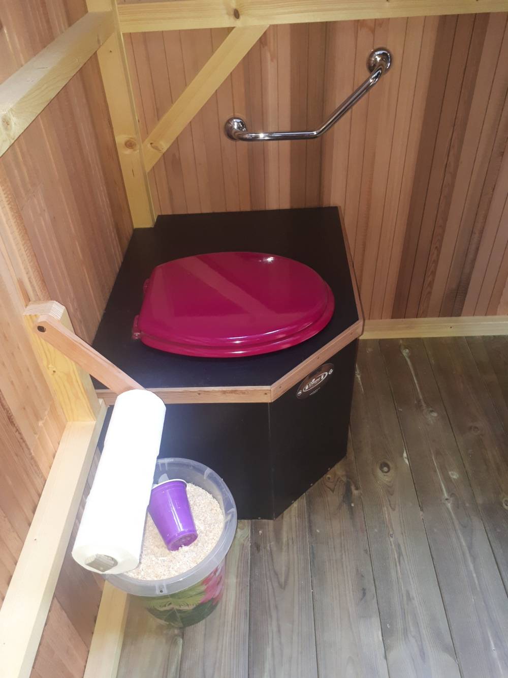 sanitaire-pmr-equipe