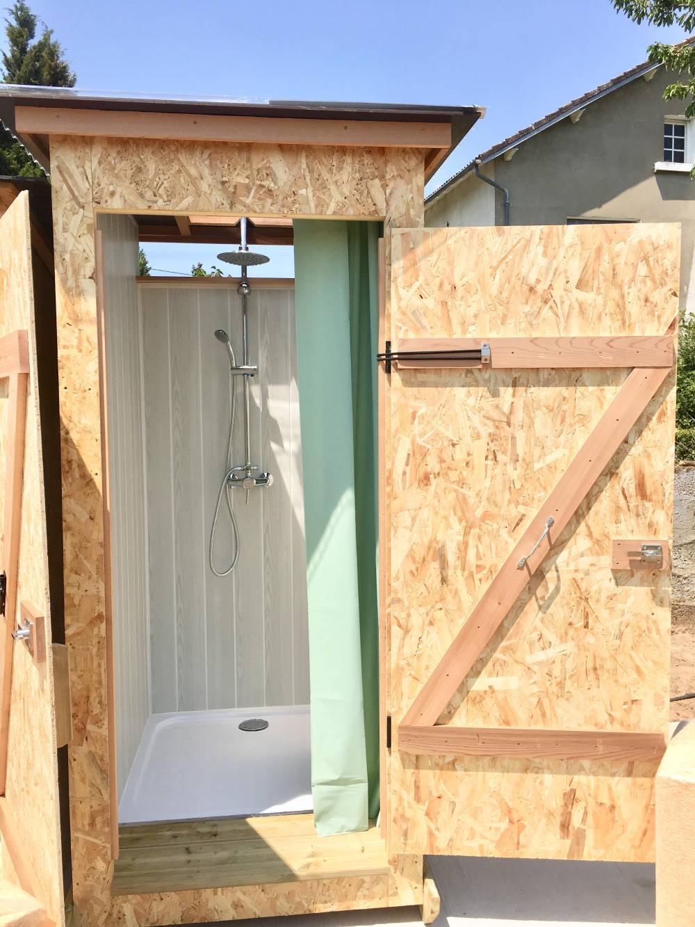 Douche ext_rieure en bois_ (2)