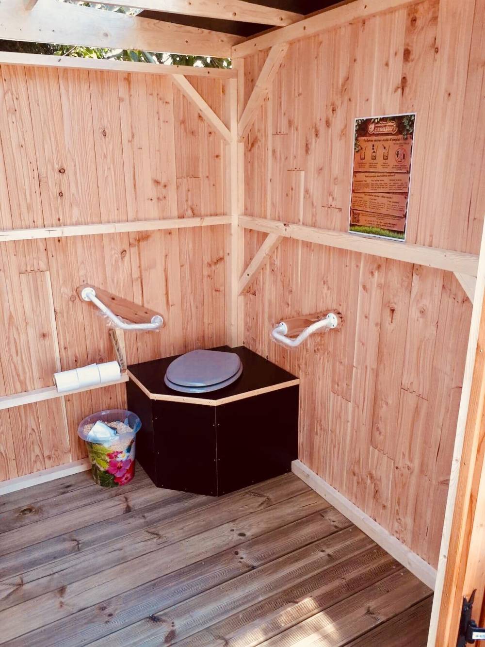 Toilette s_che pmr douglas (5)