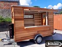 Chalet en bois pour commerce ambulant (1)