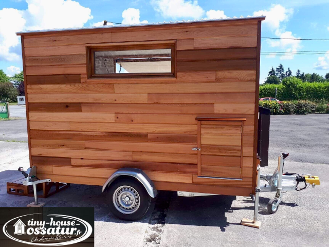 Chalet en bois pour commerce ambulant (4)