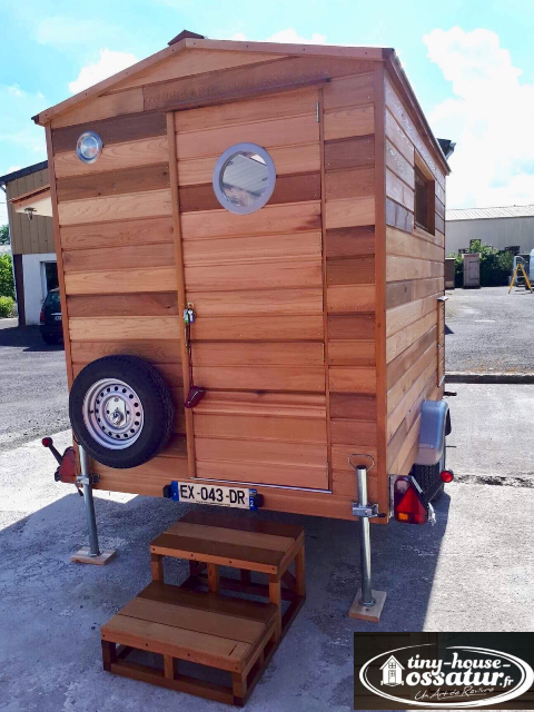 Chalet en bois pour commerce ambulant (5)